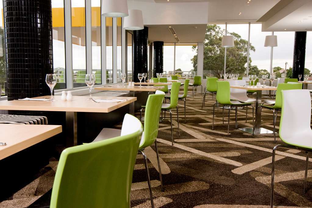 Atura Dandenong Hotel Doveton Restaurant photo